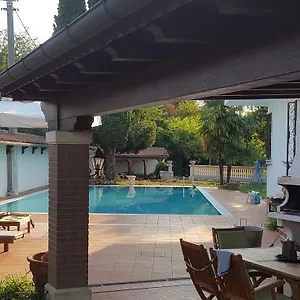 https://bb-villa-le-robinie.hotelinveneto.com